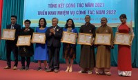 Trao bằng khen của UBND tỉnh cho các tập thể, cá nhân có thành tích xuất sắc trong năm 2021