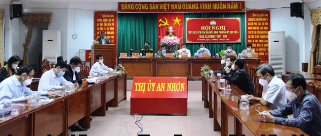 Đại biểu HĐND tỉnh tiếp xúc cử tri tại An Nhơn, Vĩnh Thạnh