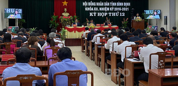 Quang cảnh cuộc họp.